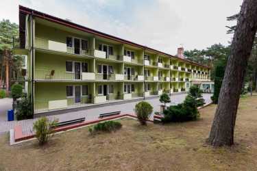 „FABRYKA ATRAKCJI”: Laser Tag, Wojskowy Biwak, Park Linowy, Sport, Integracja, Chill out. Ośrodek z basenem letnim. Kolonia 8-12 lat i obóz 13-16 lat